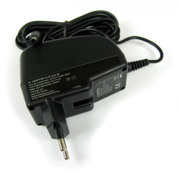 Asus 24W 9.5V 2.5A strømforsyning - Hurtig levering Danmark Asus 24W 9.5V 2.5A strømforsyning med 4.8mm x 1.8mm stik - Kompatibel