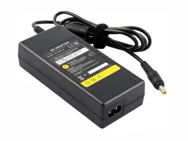 Samsung 90W 19V 4.74A strømforsyning - Kompatibel og hurtig levering Samsung 90W 19V 4.74A strømforsyning med 5.5mm x 3.0mm - kompatibel